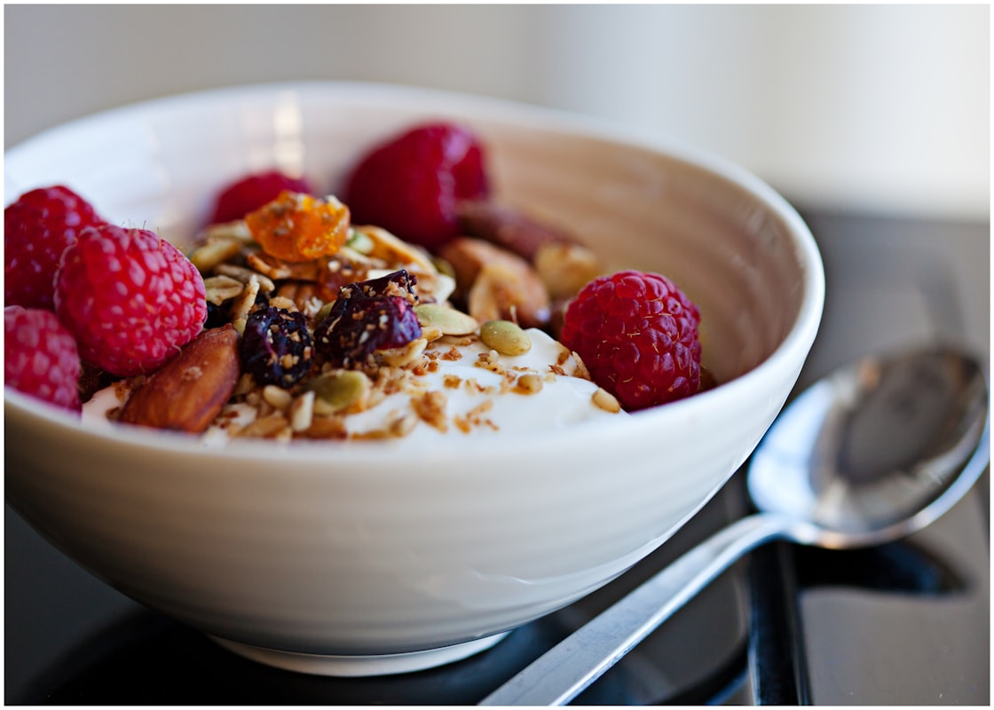 Smoothie bowl aux fruits rouges